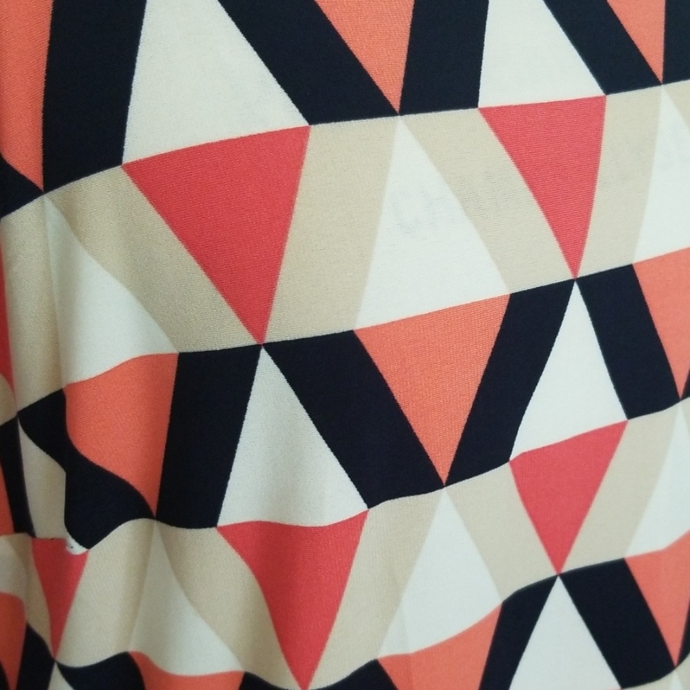 Roz & Ali Shift Dress - Picture 5 of 8